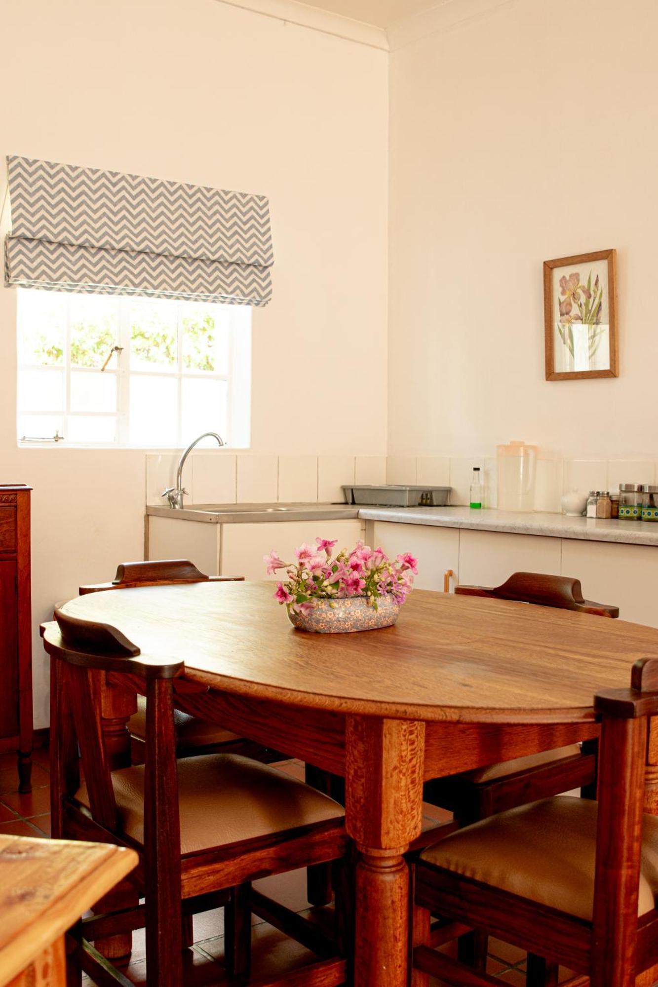 4 Rothman Street B&B Graaff-Reinet Екстериор снимка