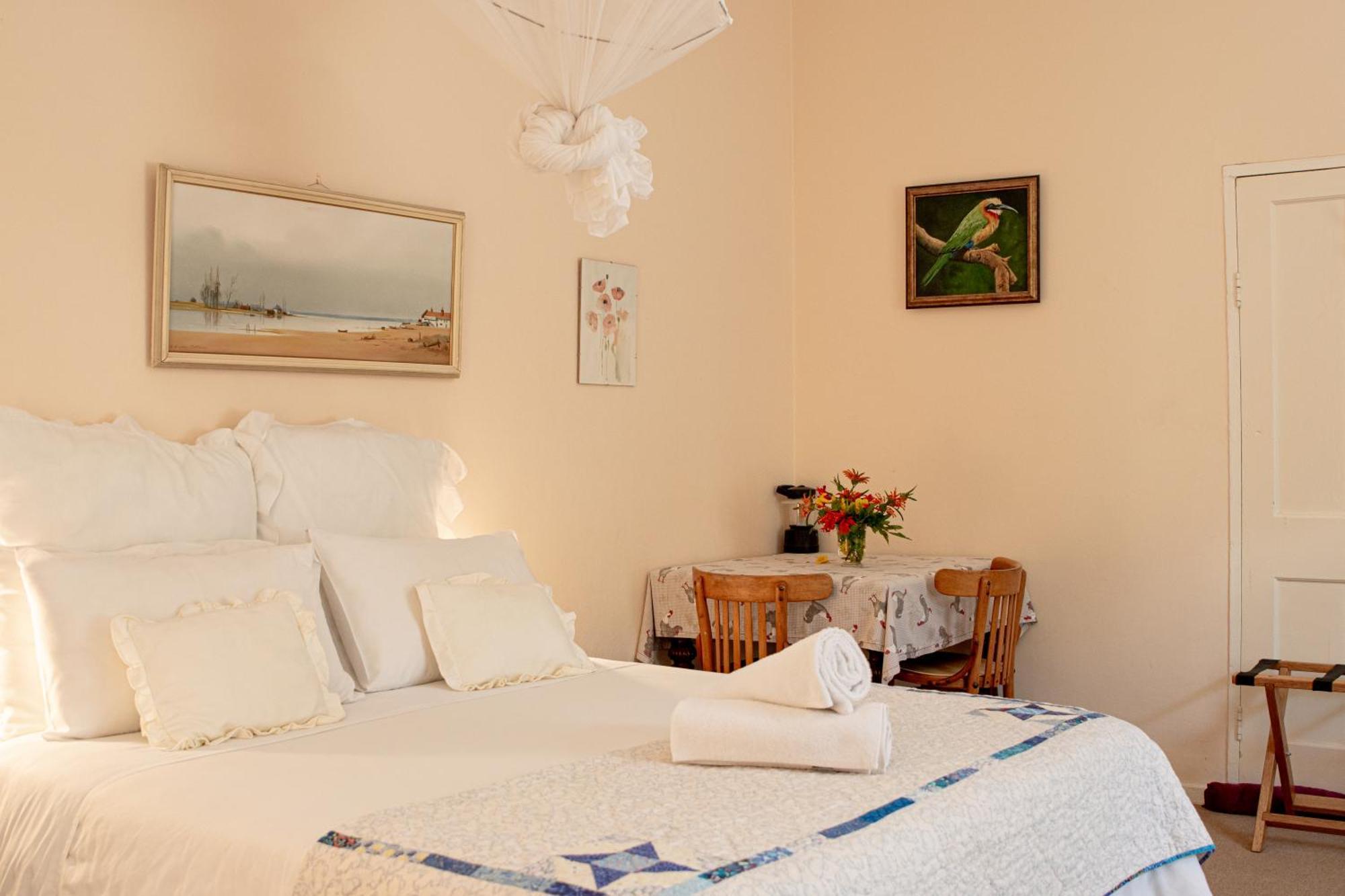 4 Rothman Street B&B Graaff-Reinet Екстериор снимка