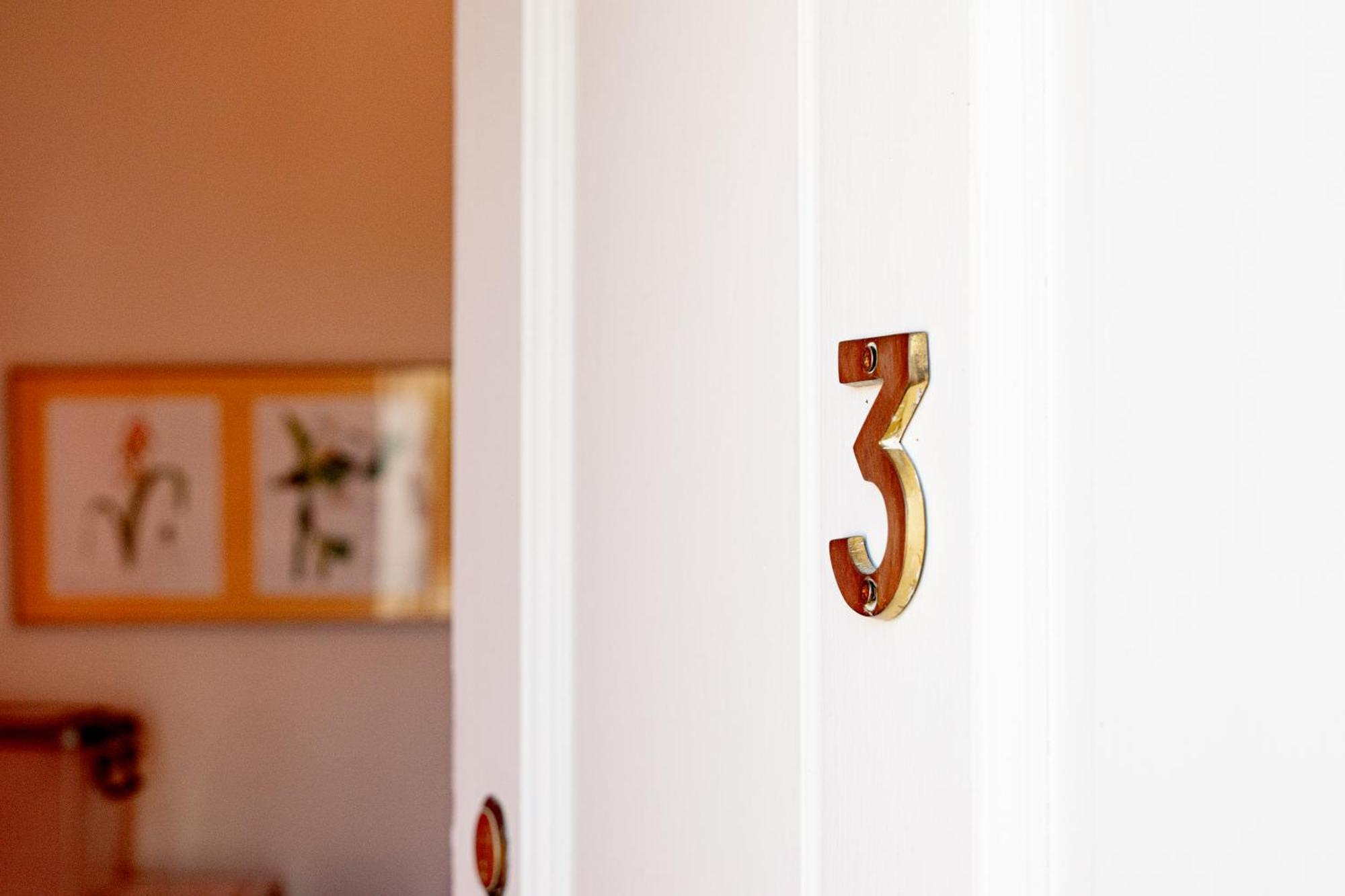 4 Rothman Street B&B Graaff-Reinet Екстериор снимка