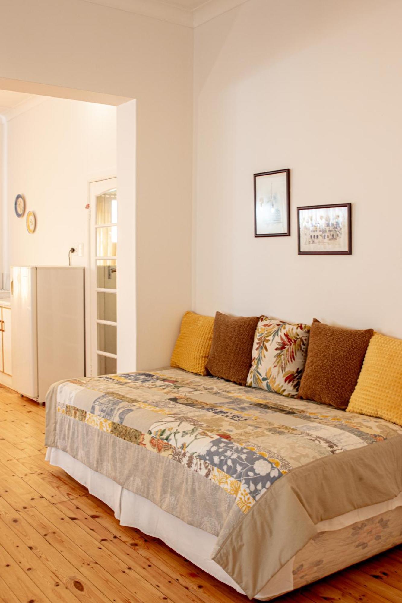 4 Rothman Street B&B Graaff-Reinet Екстериор снимка