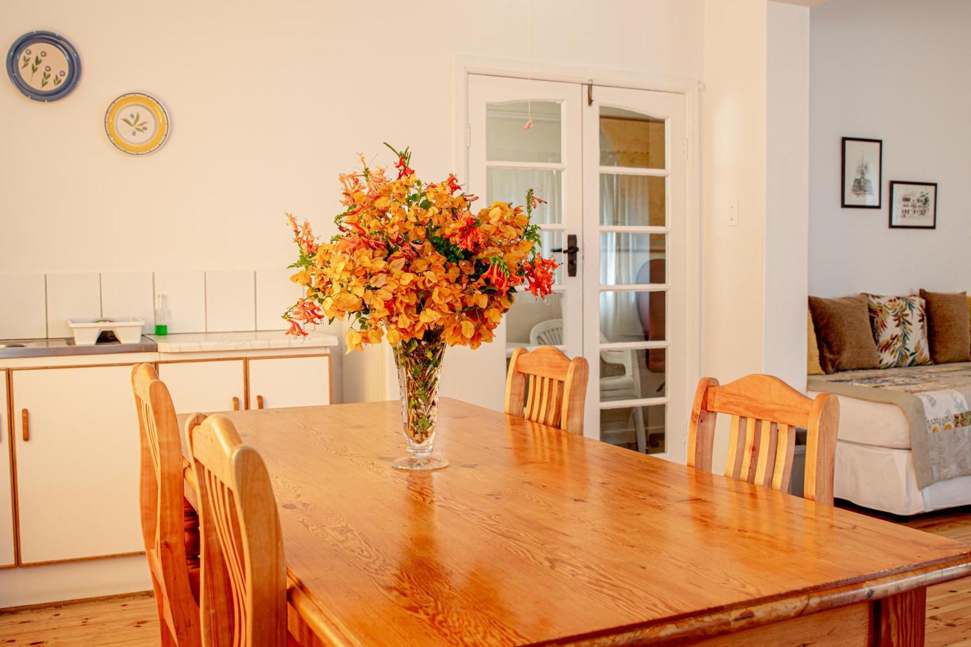 4 Rothman Street B&B Graaff-Reinet Екстериор снимка