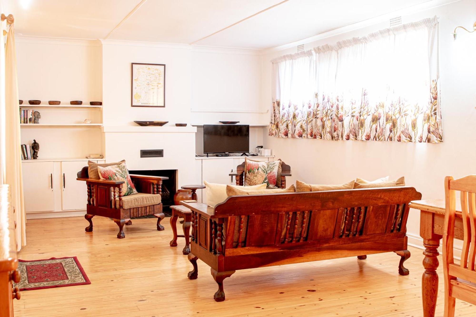 4 Rothman Street B&B Graaff-Reinet Екстериор снимка