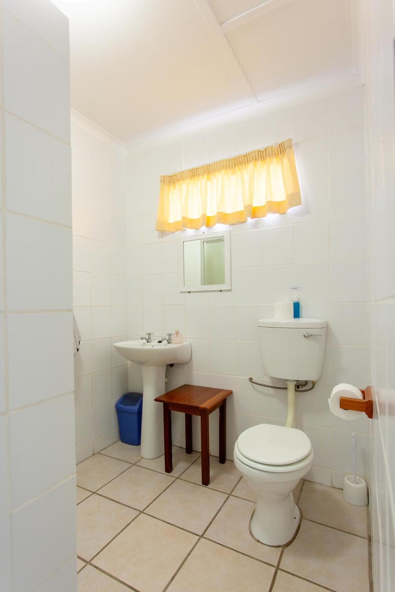 4 Rothman Street B&B Graaff-Reinet Екстериор снимка